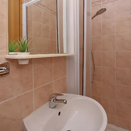 Gasthof With Wifi Brsec, Opatija - 7768 2*
